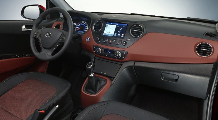 Hyundai- Grand i10 2017 - interior