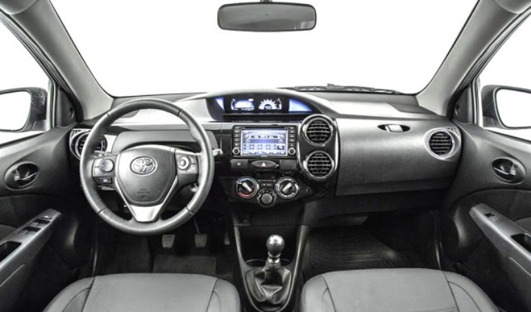 Toyota Etios Facelift 2017 Interior
