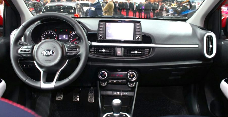 Kia new Picanto generasi baru 2017 interior dashboard