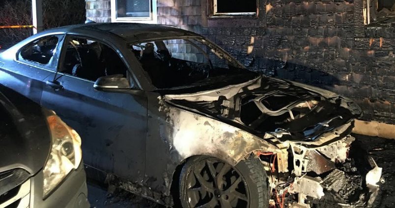 Mobil BMW Recall risiko terbakar