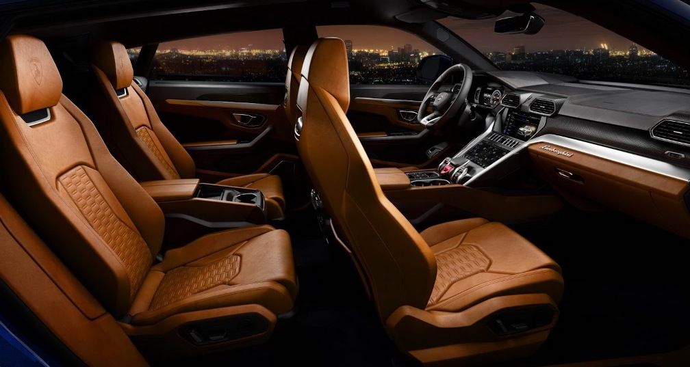 Lamborghini Urus suv - Cabin Interior