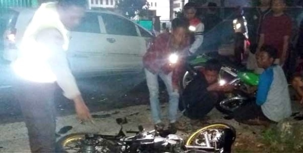Kecelakaan Club Honda CB vs Innova di Tuban - 2 orang tewas