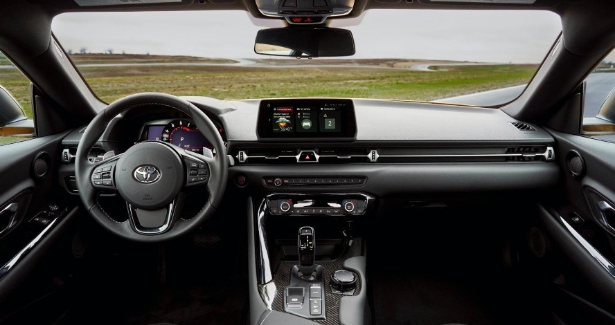 Toyota Supra Interior - Transmisi Otomatis