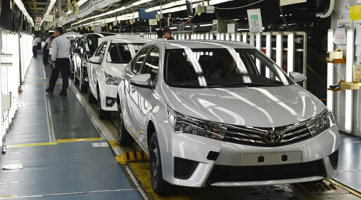 Jalur Produksi Mobil Toyota
