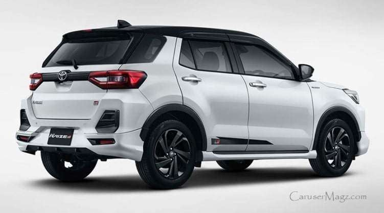 Toyota Raize Putih tampak Belakang