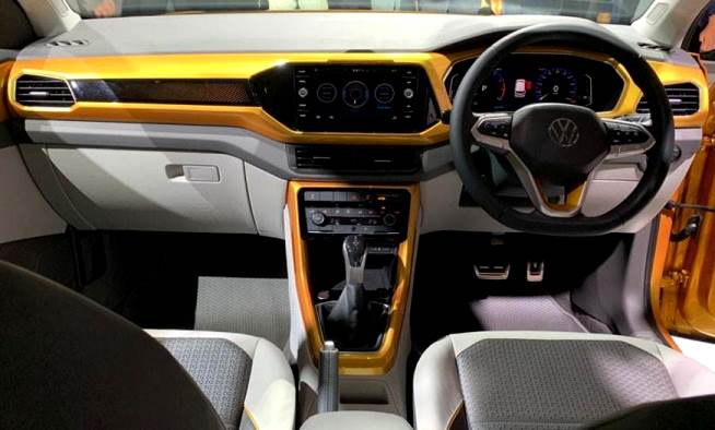 Interior Volkswagen sub-compact SUV - dual tone color