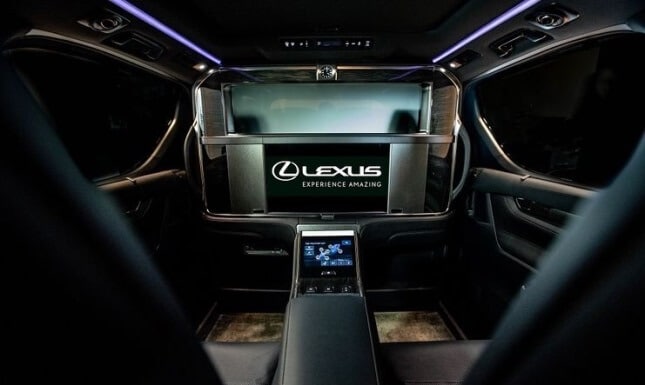 Lexus LM350 Interior versi 4-seater - Ambient Light