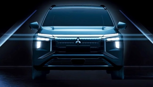 Mitsubishi EV Concept - Mirip Xpander