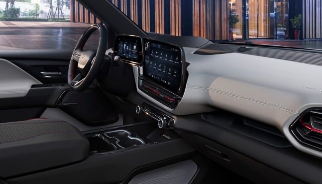 Chevrolet Silverado EV 2024 - Kokpit