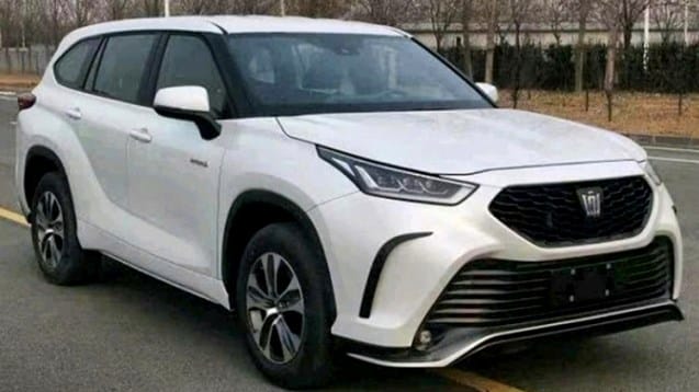 Ilustrasi Toyota Crown SUV