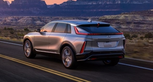 Cadillac Lyriq Tampak Belakang