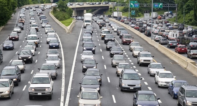 Populasi mobil warna mainstream terbanyak di jalan