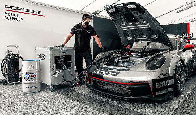 Porsche gunakan Bahan Bakar sintetis untuk Motorsport