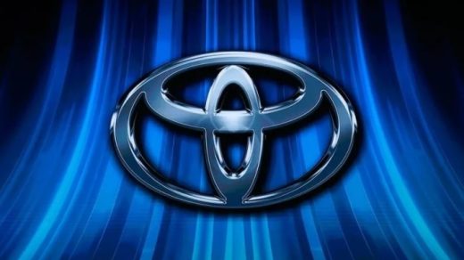 Toyota Lamban Membuat Mobil Listrik