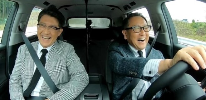 Akio Toyota dan Koji Sato saat Berkendara