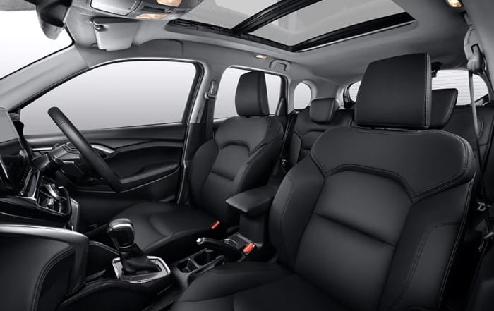 Interior Kabin Compact SUV 2023